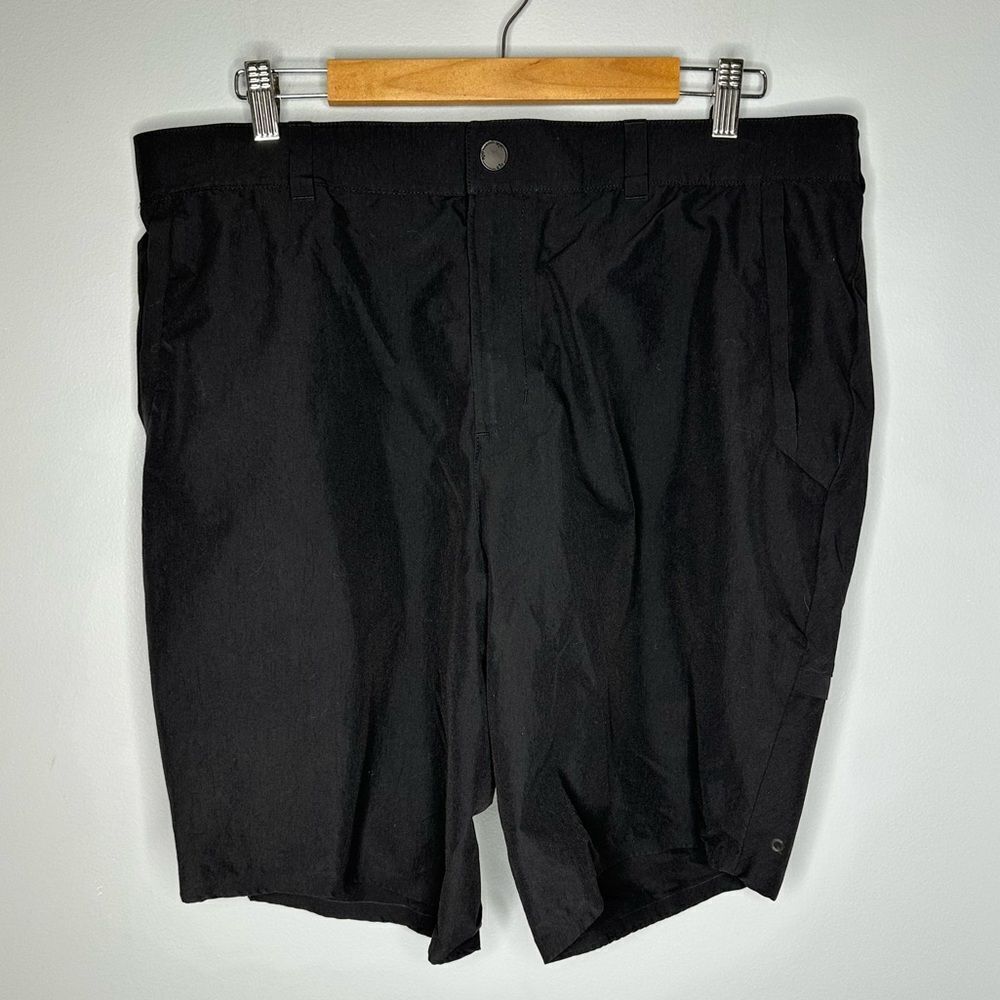 Men’s QOR Athletic Shorts Black size 38
